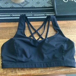 Lululemon sports bra